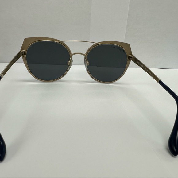 Bvlgari sunglasses, dark blue color. Worn few times. Looks brand new. - Picture 4 of 6
